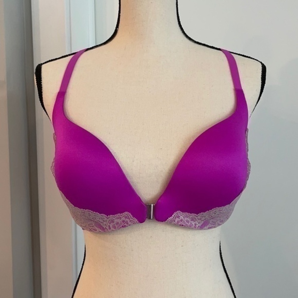 VS Pink Push Up NWOT​